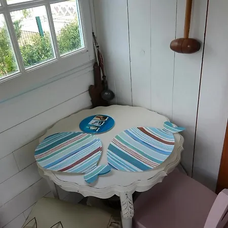 Tiny House Ou Roulotte Saint-Germain-sur-Ay